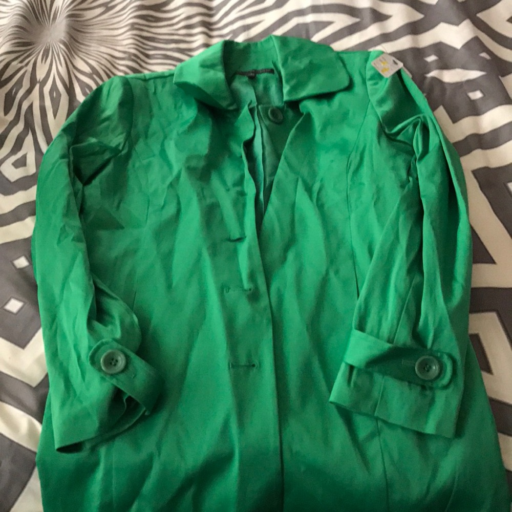 Green, fitted jacket- hits mid thigh!
